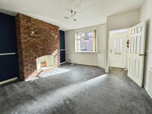 Lounge- click for photo gallery